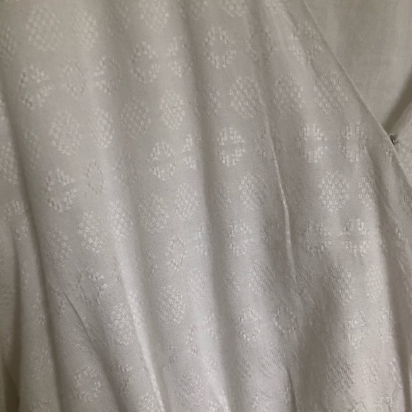 crop top from forever21 - Picture 3 of 4